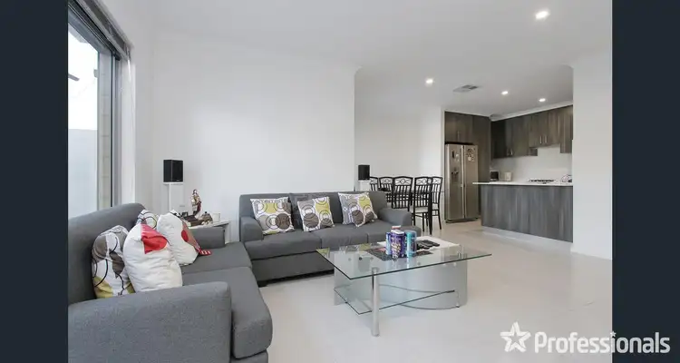 1A Stroughton Road, Westminster WA 6061