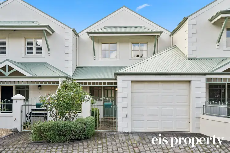 2/9 Montgomery Court, Sandy Bay TAS 7005