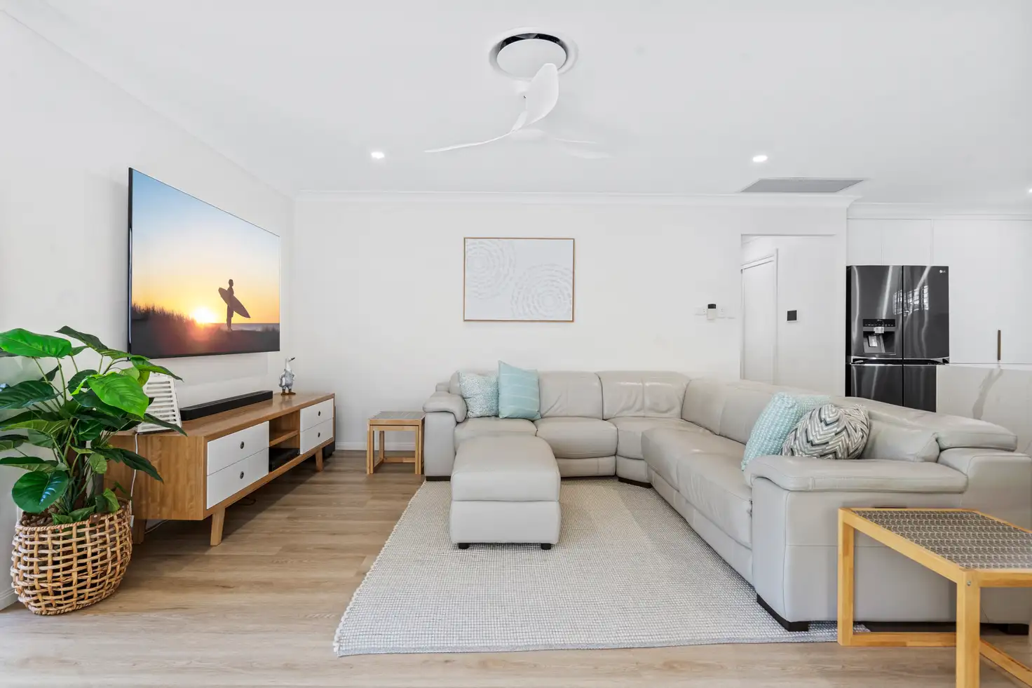 Main view of Homely house listing, 1/122 Beach Street, Cleveland QLD 4163