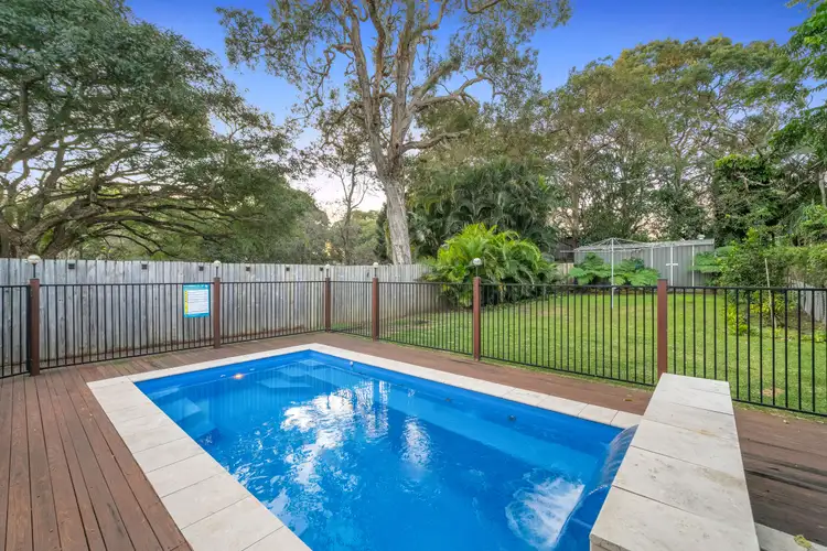 54 Pikett Street, Clontarf QLD 4019