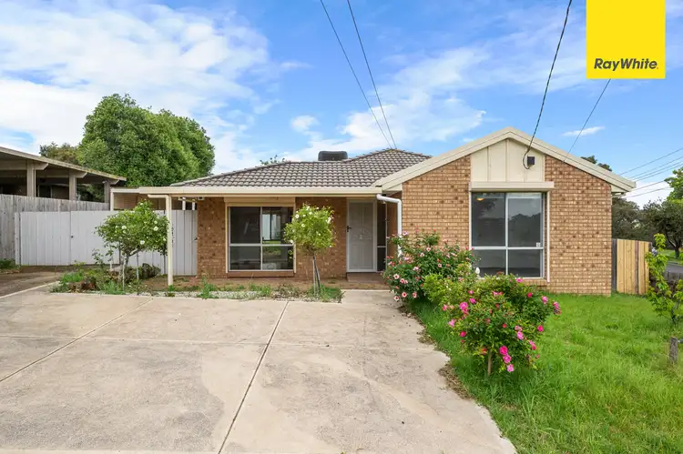 21 Sutherland Avenue, Melton South VIC 3338