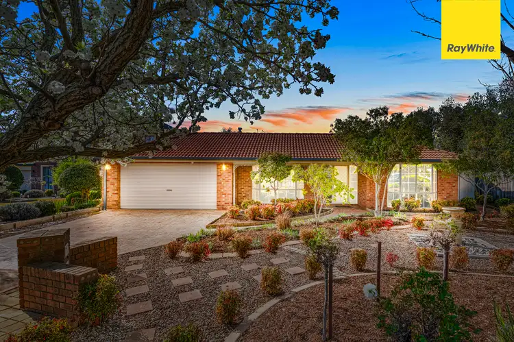 11 Parkway, Melton West VIC 3337