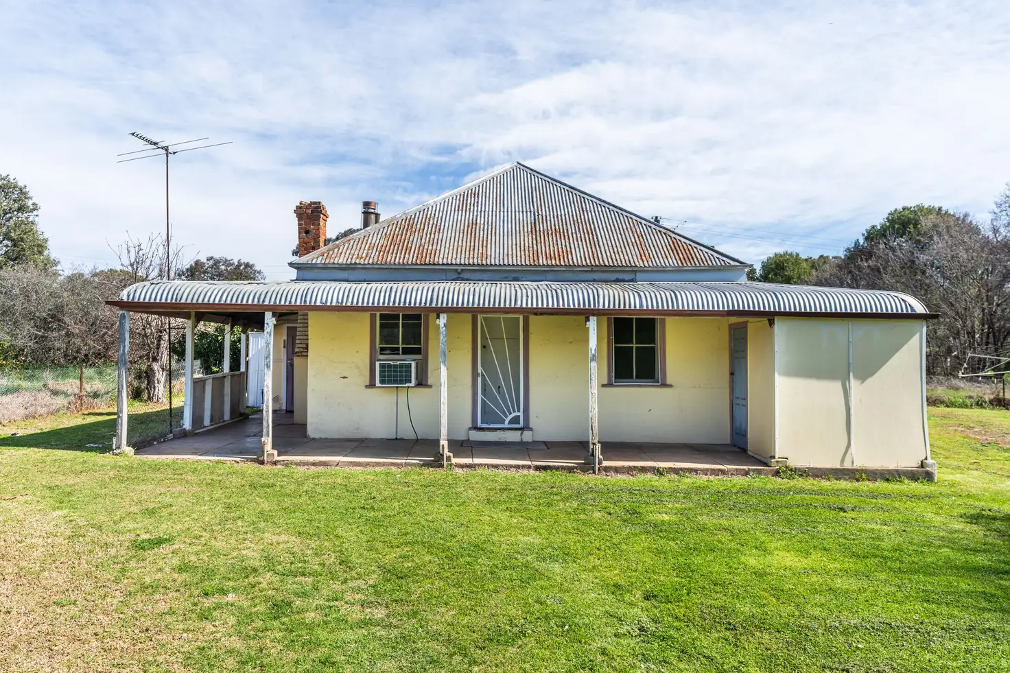 Main view of Homely house listing, 7 Mandagery Street, Manildra NSW 2865