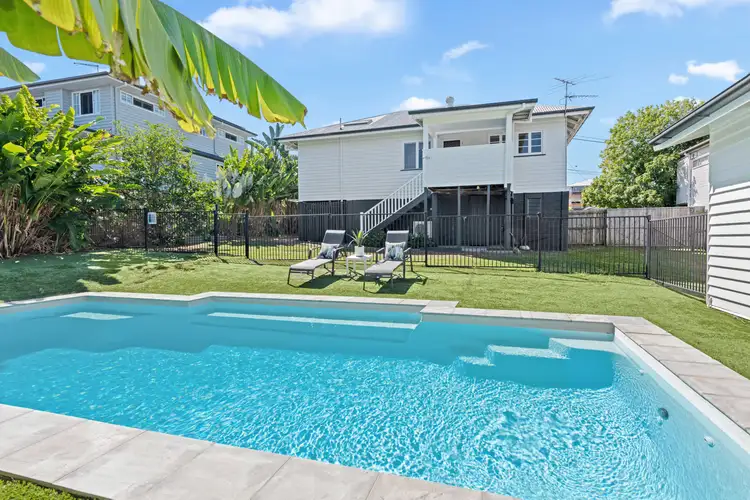 15 Broula Street, Stafford Heights QLD 4053