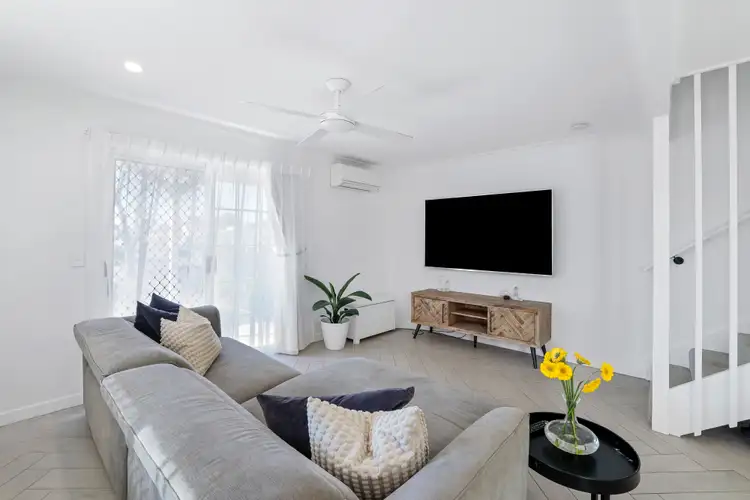 Fifth view of Homely semi-detached listing, 2/14 Warrie Close, Paradise Point QLD 4216