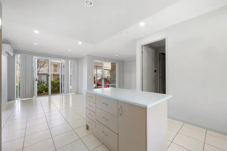 Sixth view of Homely unit listing, 1/14 Fowler Street, West Gladstone QLD 4680