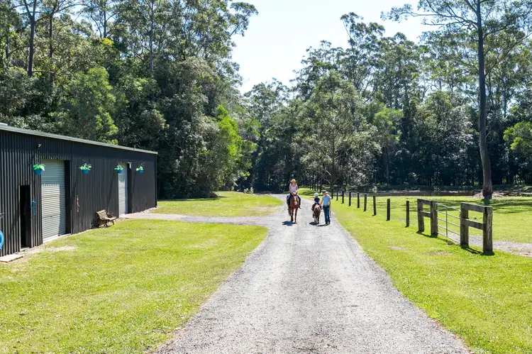 116 Timbara Road, Pomona QLD 4568