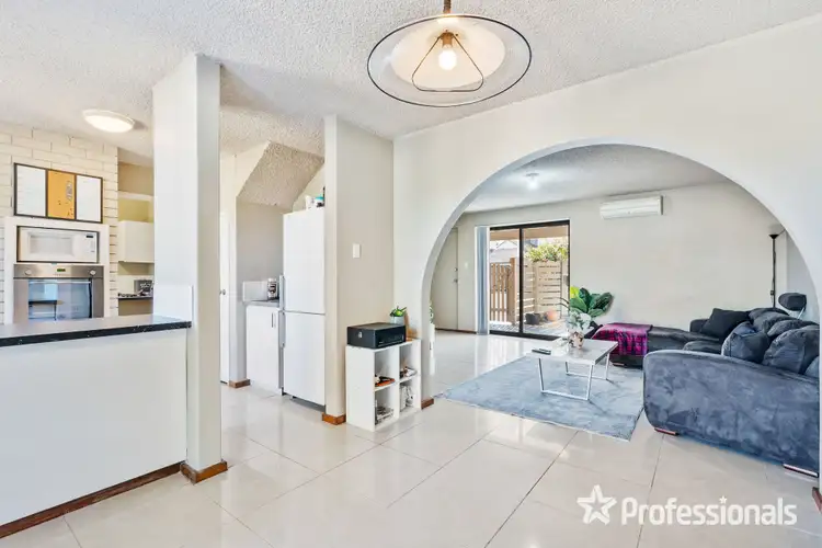 Seventh view of Homely townhouse listing, 4/32 Camboon Road, Morley WA 6062