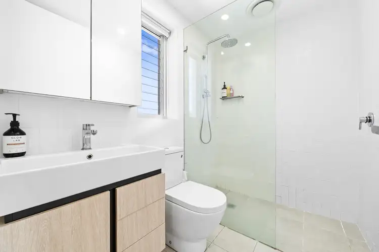 Fifth view of Homely unit listing, 601/48-50 Penkivil St, Bondi NSW 2026