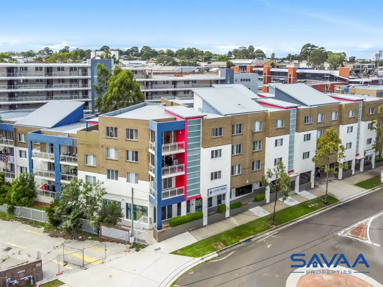 4/2-12 Civic Avenue, Pendle Hill NSW 2145