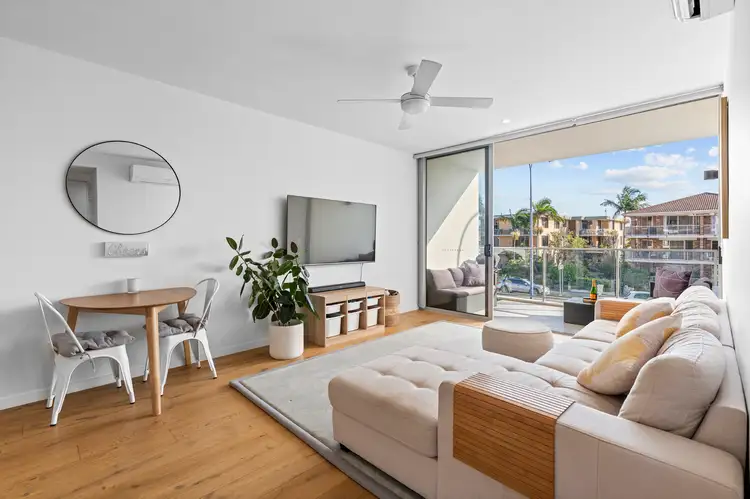 110/10 Third Avenue, Palm Beach QLD 4221