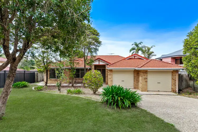8 Wattle Close, Bridgeman Downs QLD 4035