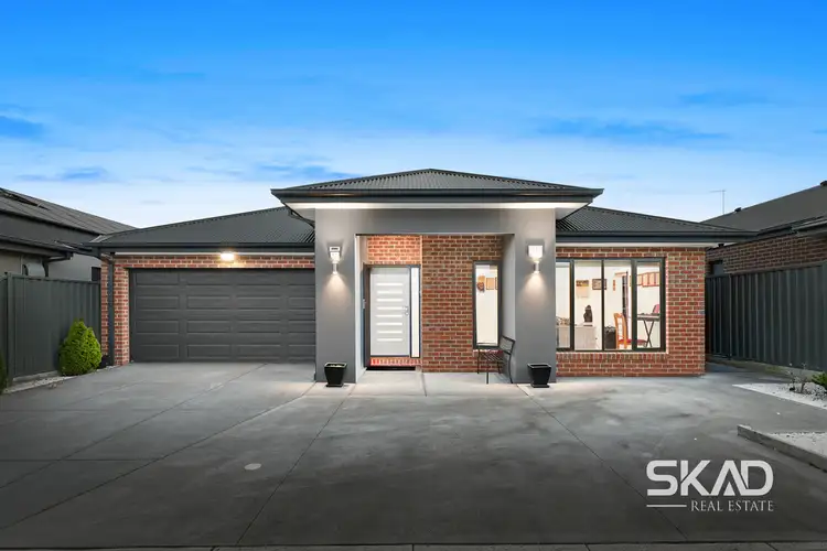11 Adelong Avenue, Wollert VIC 3750