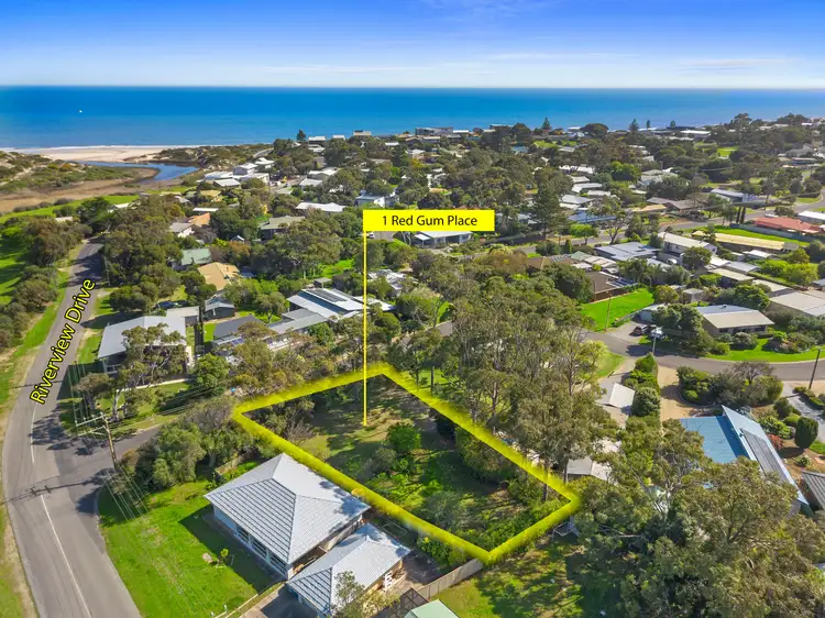 1 Redgum Place, Carrickalinga SA 5204