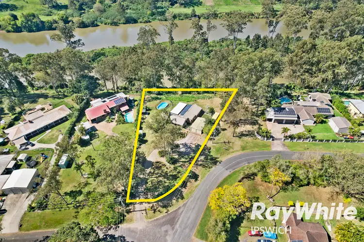 84 Leichhardt Crescent, Barellan Point QLD 4306