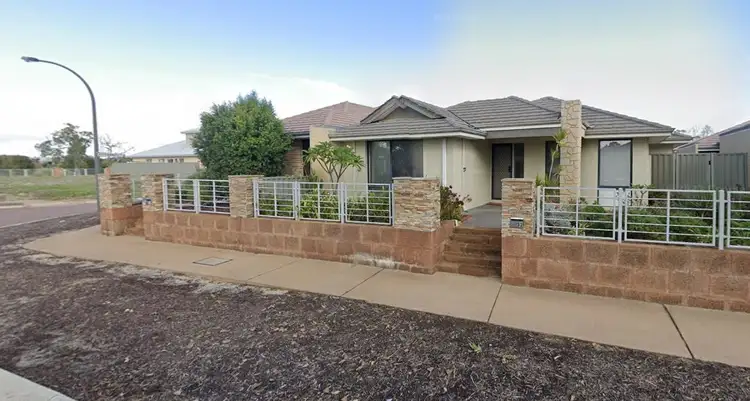 33 Mclachlan Turn, Byford WA 6122