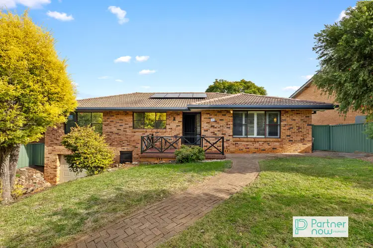 17 Woodburn Way, Tamworth NSW 2340