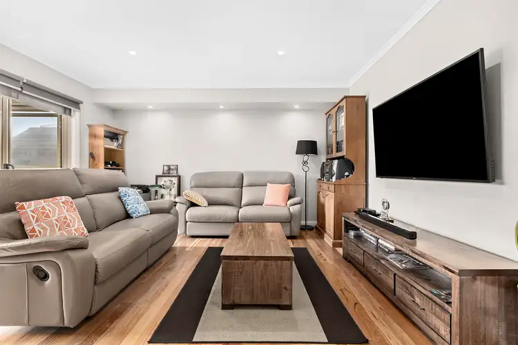 Third view of Homely villa listing, 2/16 Cuthbert Road, Reservoir VIC 3073