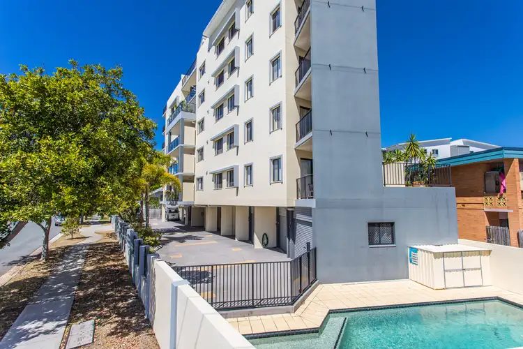 Second view of Homely unit listing, 2/11 Dix Street, Redcliffe QLD 4020