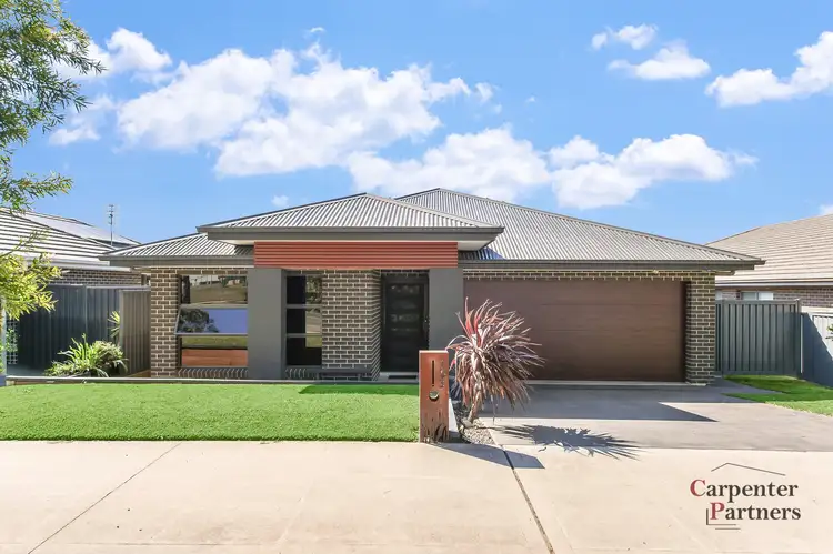 103 Thirlmere Way, Tahmoor NSW 2573
