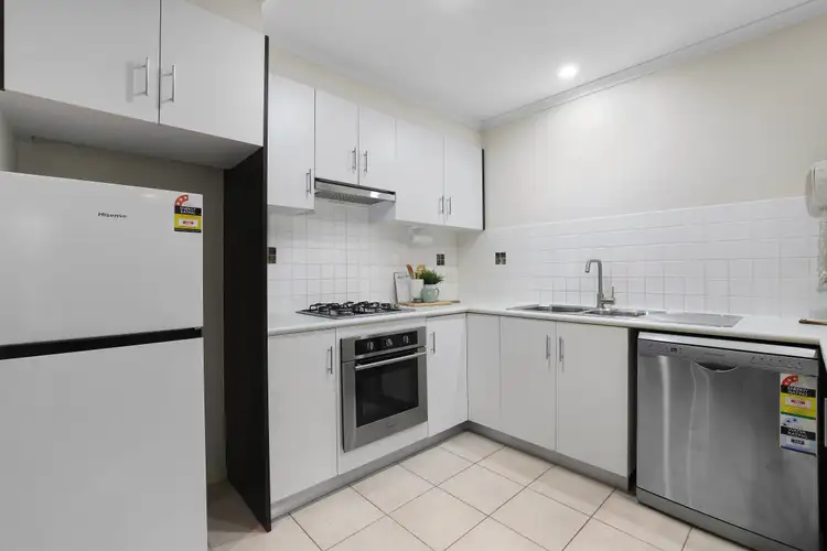 Sixth view of Homely unit listing, 2/10 Ross Street, Ferntree Gully VIC 3156