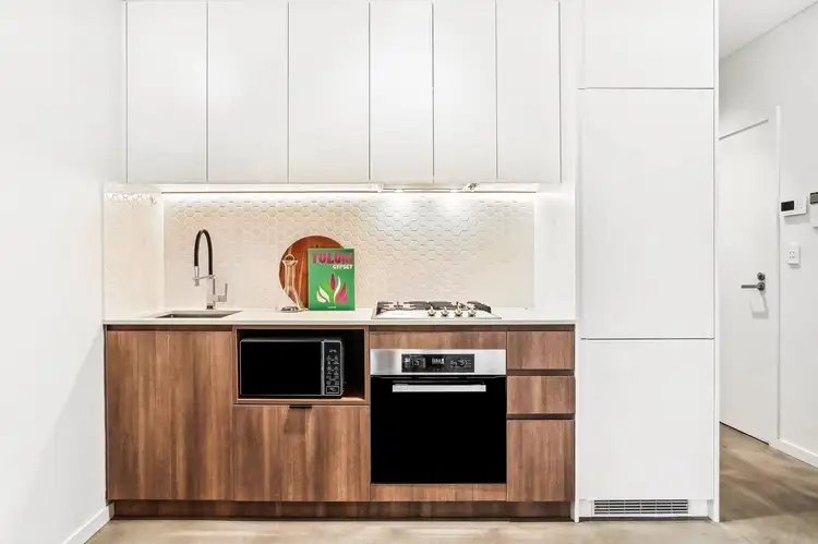 Main view of Homely apartment listing, 4/74-76 Surrey Street, Darlinghurst NSW 2010