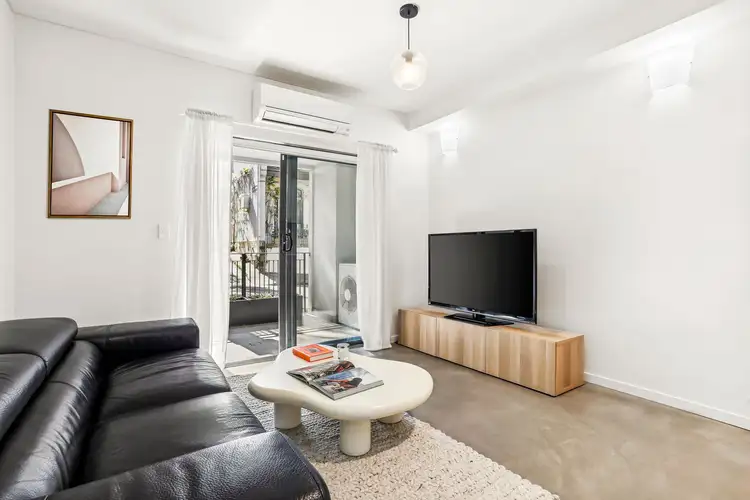 Second view of Homely apartment listing, 4/74-76 Surrey Street, Darlinghurst NSW 2010