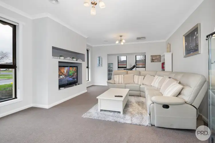 Third view of Homely house listing, 32 Boulevarde Drive, Alfredton VIC 3350