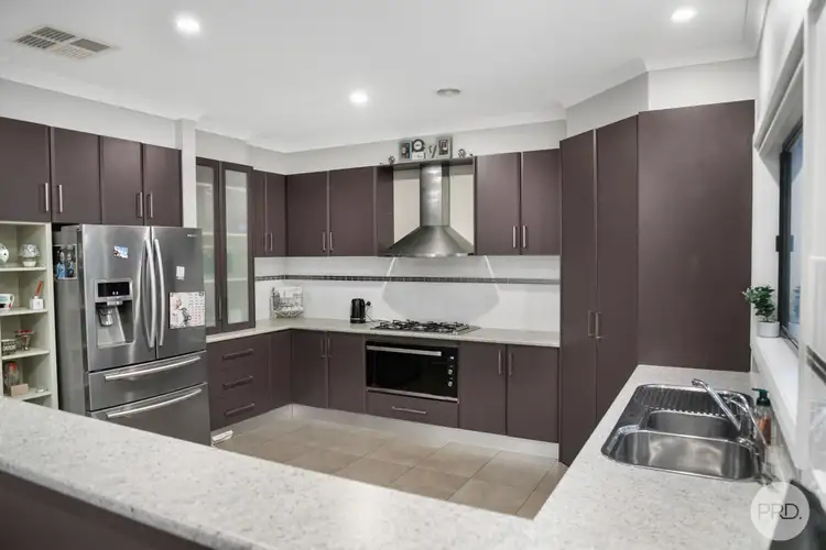 Fifth view of Homely house listing, 32 Boulevarde Drive, Alfredton VIC 3350