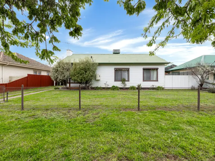 3 Swanlea Avenue, Benalla VIC 3672