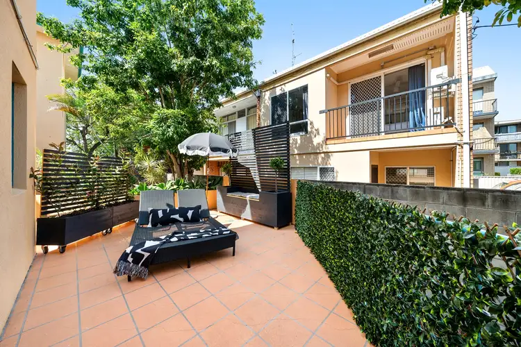 Sixth view of Homely apartment listing, 3/40-42 Tarcoola Crescent, Chevron Island QLD 4217