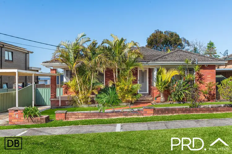 78 Thomas Street, Picnic Point NSW 2213