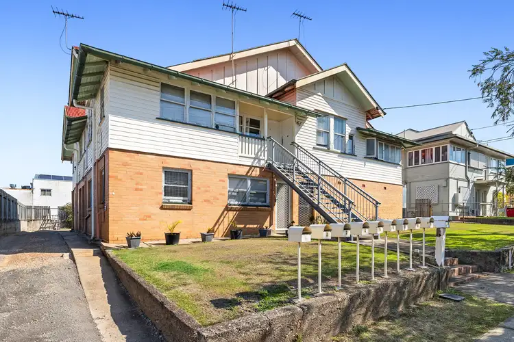 2/2 Hawthorne Street, Woolloongabba QLD 4102