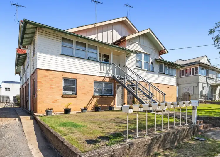 2/2 Hawthorne Street, Woolloongabba QLD 4102