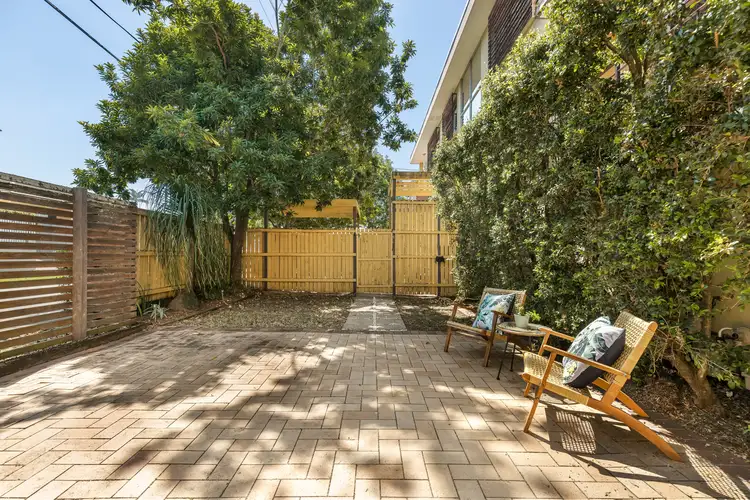 2/56 Goulburn Street, Gordon Park QLD 4031