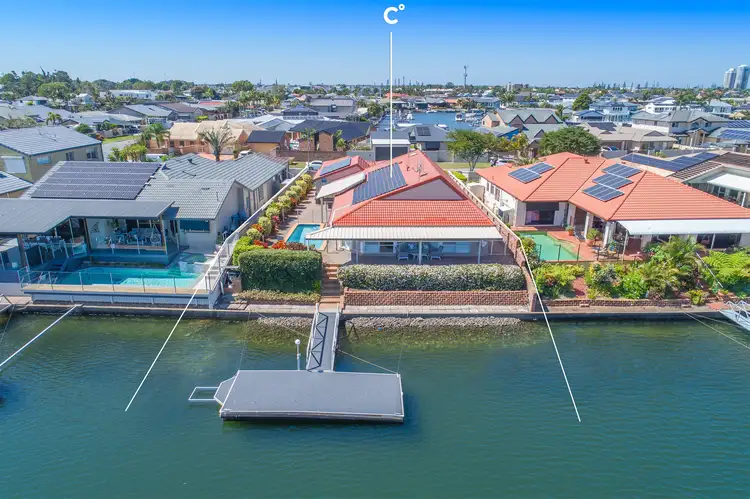 5 Cockleshell Court, Runaway Bay QLD 4216