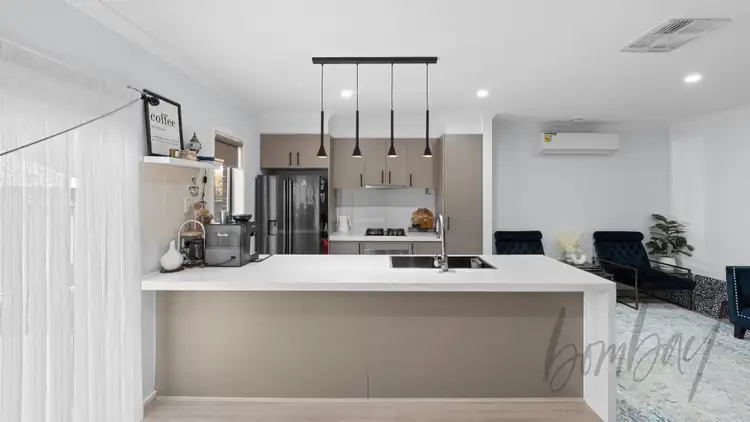 Sixth view of Homely house listing, 3 Hadley Lane, Craigieburn VIC 3064