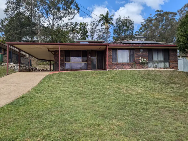 5 Gill Court