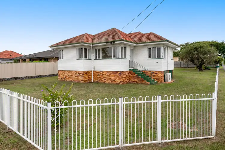 6 Malthus Street, Carina QLD 4152