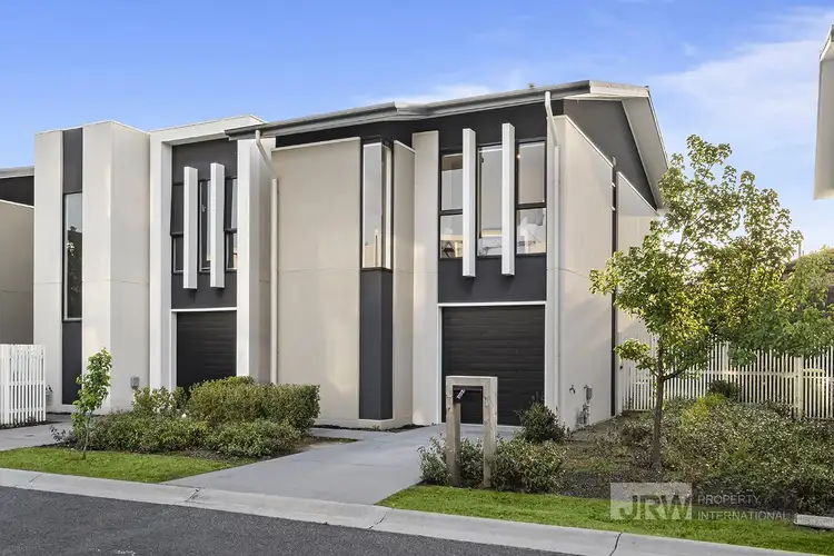 34 Amadeo Way, Chirnside Park VIC 3116