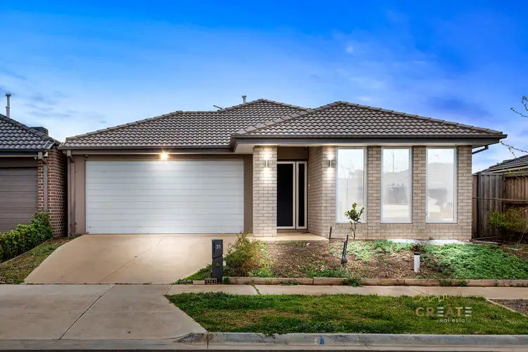 31 Houston Drive, Thornhill Park VIC 3335