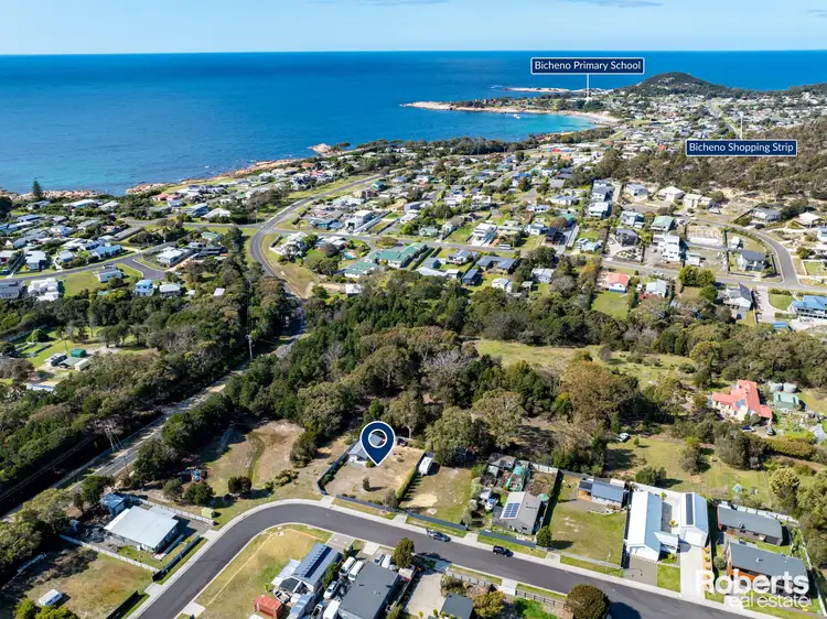 1 Rose Street, Bicheno TAS 7215