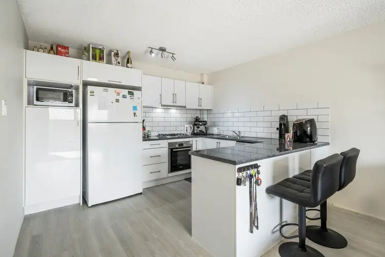 Fifth view of Homely unit listing, 2/24 Stopford Street, Wooloowin QLD 4030