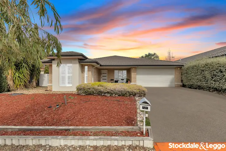 23 Hasluck Gardens, Point Cook VIC 3030