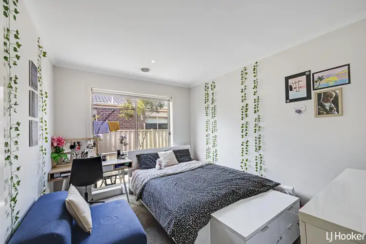 Fifth view of Homely house listing, 6/12 Fishburn Grove, Harkness VIC 3337