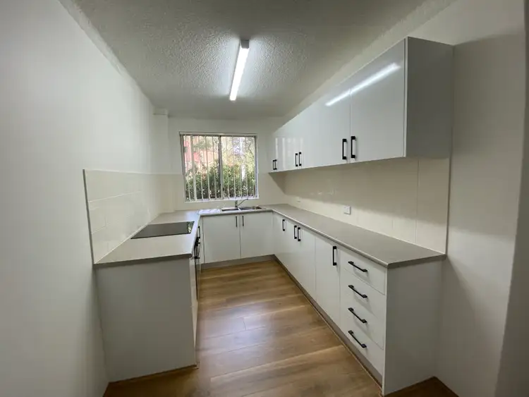 Second view of Homely unit listing, 4/162 Sandal Crescent, Carramar NSW 2163