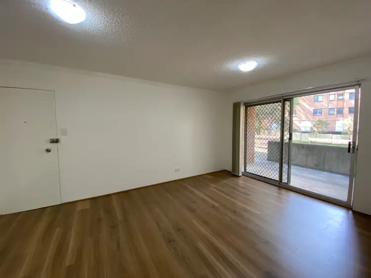 Fourth view of Homely unit listing, 4/162 Sandal Crescent, Carramar NSW 2163