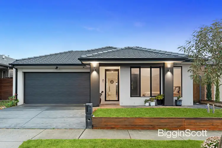 75 Highbury Road, Clyde North VIC 3978