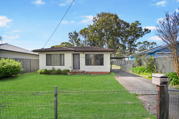 183 Pacific Highway, Charmhaven NSW 2263