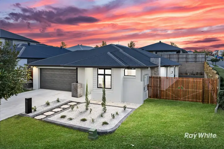 1 Apple Avenue, Greenbank QLD 4124